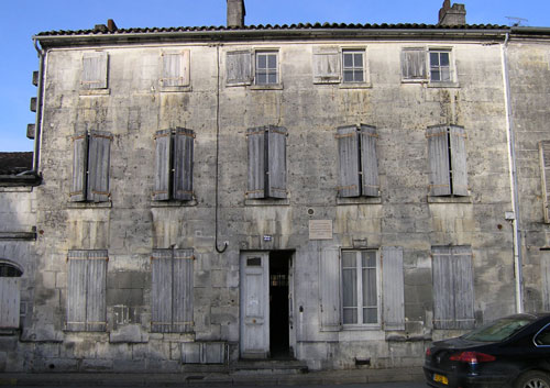 Before-Façade